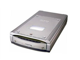 Microtek ScanMaker i700
